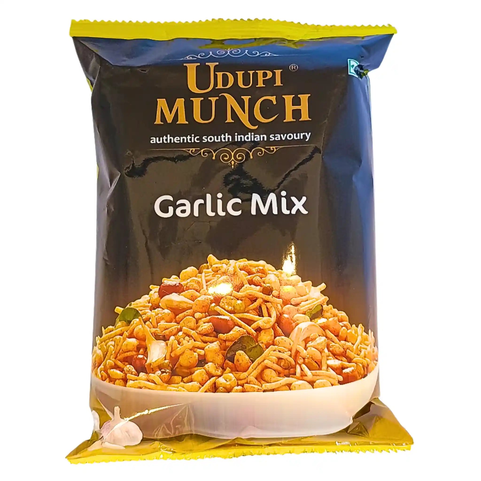 Udupi Munch Garlic Mix snacks, sydindisk kryddig blandning i färgglad förpackning