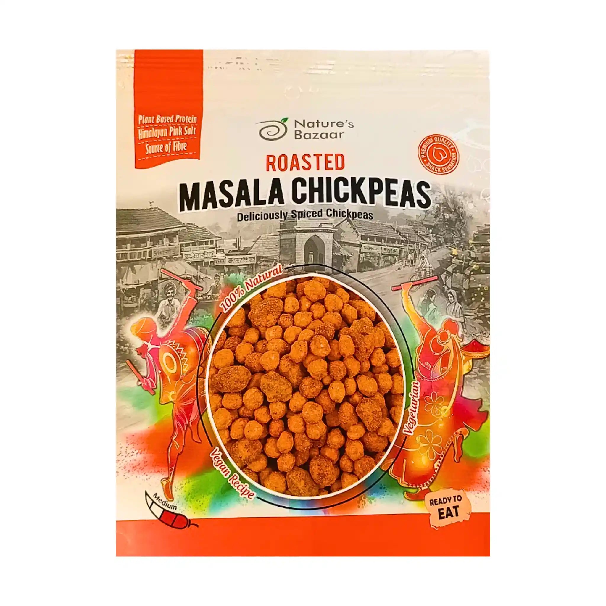 Pussi paahdettuja masala-kikhernejä, mausteisia kikhernejä, kasvissyöjille ja vegaaneille tarkoitettu välipala.