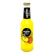 Keltainen lasipullo MezMez-hiilihapotettua ananasjuomaa, eksoottinen itämainen limu 275 ml