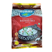 5 kg:n pakkaus erittäin pitkäjyvää basmati-riisiä, koristeltu kattila, jossa keitettyä riisiä etupinnassa.