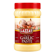 Stor plastburk med Lazzat Garlic Paste 750g – färdig vitlökspuré för matlagning